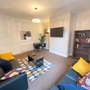 Warwick Street Professional Lets , Newcastle upon Tyne United Kingdom